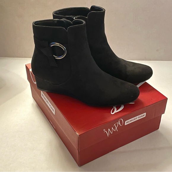 Impo Black Faux Suede Genesis Ankle Wedge Heel Bootie Boot - 9 - Picture 2 of 8